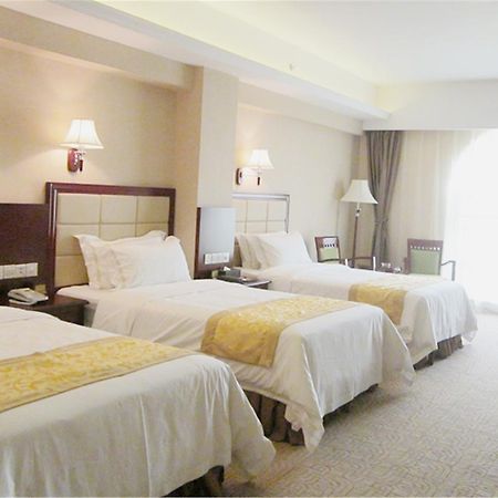 Vienna International Hotel Shanghai Hengshan Road Exterior photo