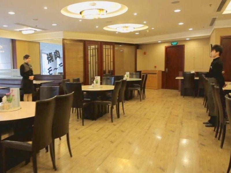 Vienna International Hotel Shanghai Hengshan Road Exterior photo