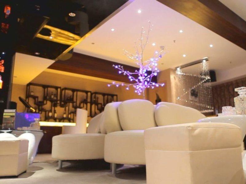 Vienna International Hotel Shanghai Hengshan Road Exterior photo