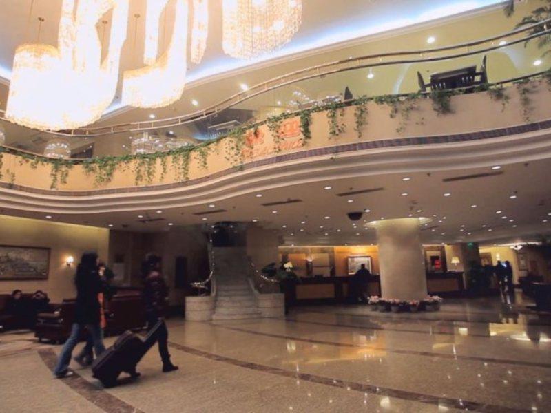 Vienna International Hotel Shanghai Hengshan Road Exterior photo