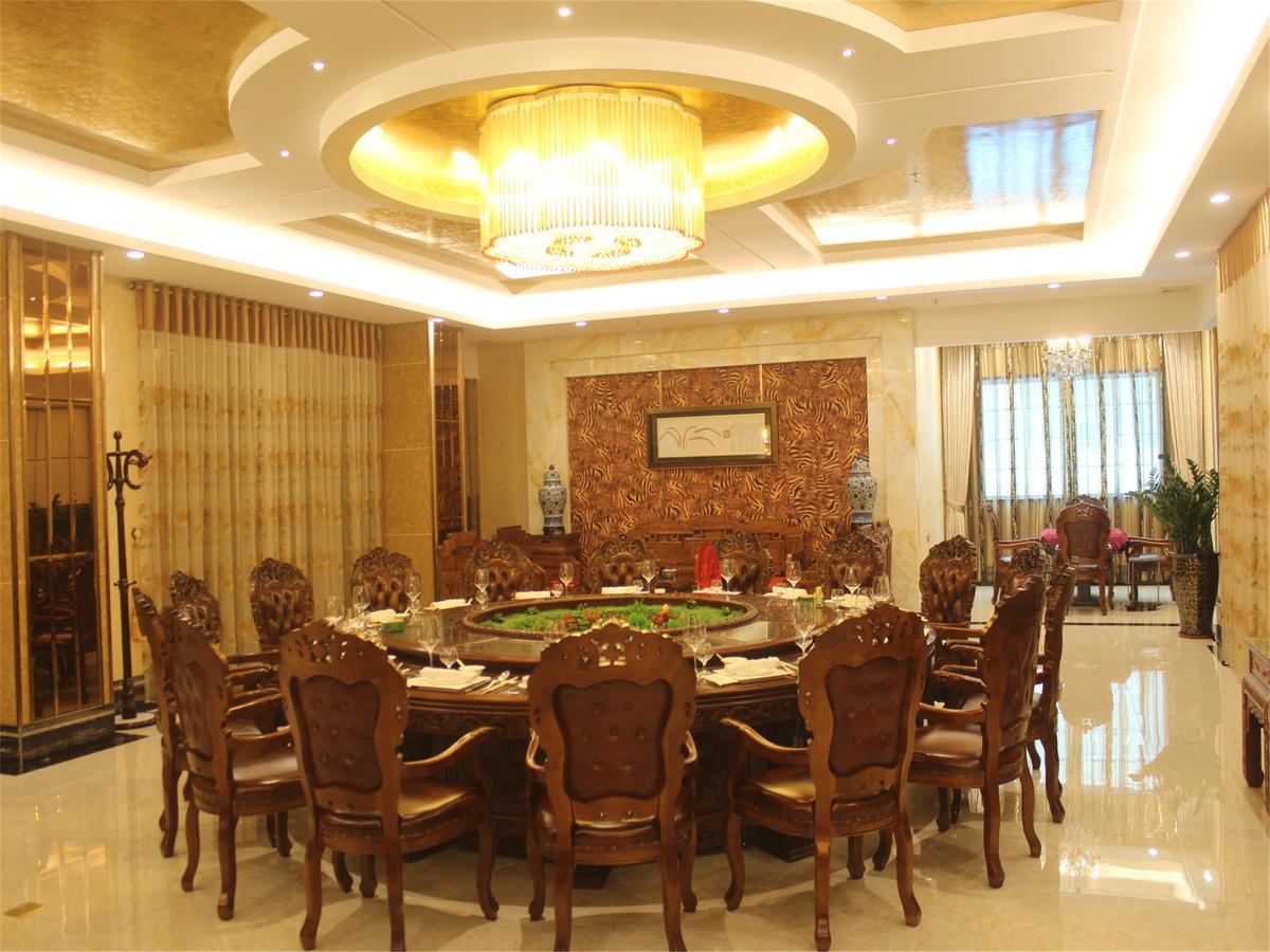 Vienna International Hotel Shanghai Hengshan Road Exterior photo
