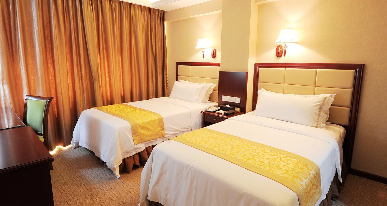 Vienna International Hotel Shanghai Hengshan Road Exterior photo