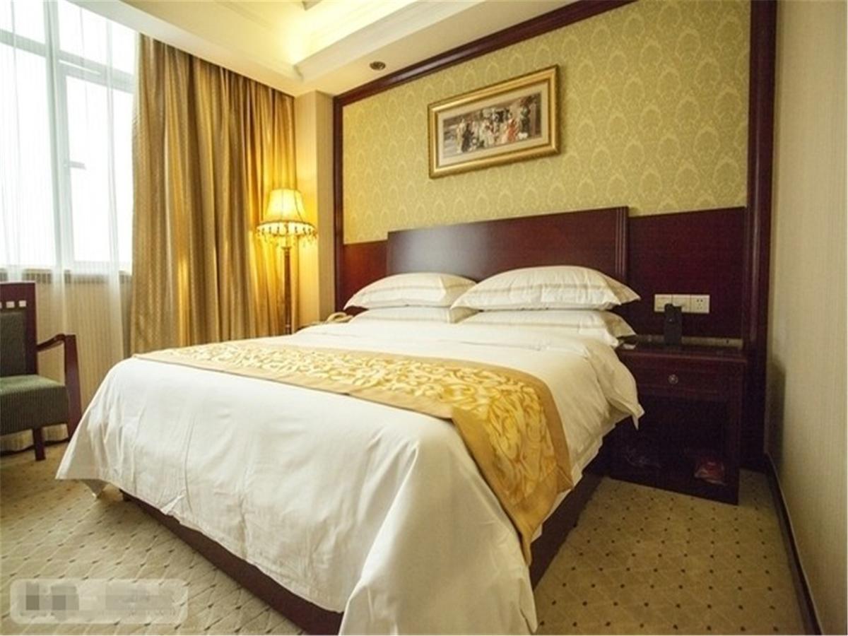 Vienna International Hotel Shanghai Hengshan Road Exterior photo