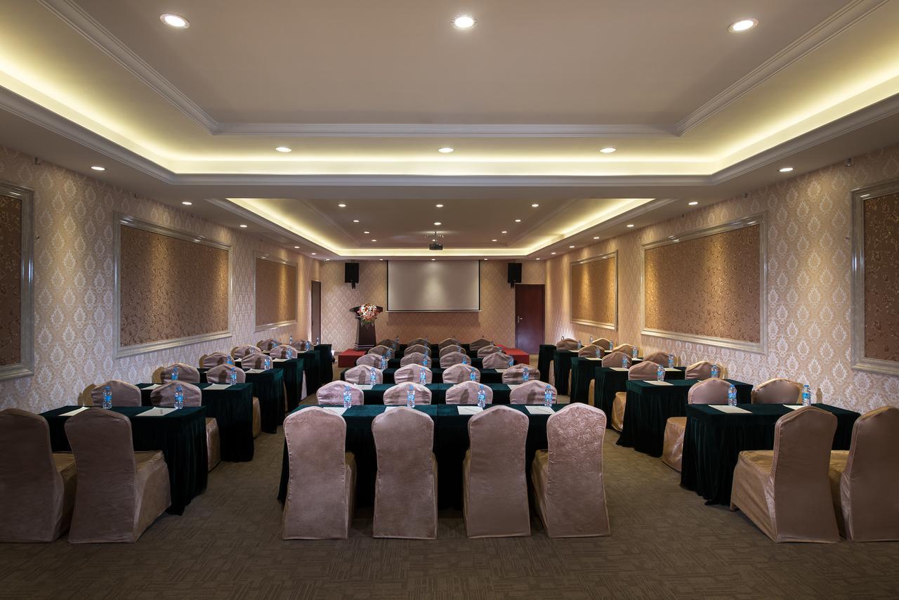 Vienna International Hotel Shanghai Hengshan Road Exterior photo