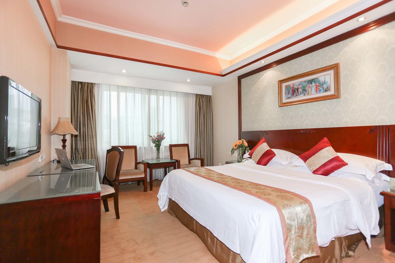 Vienna International Hotel Shanghai Hengshan Road Exterior photo